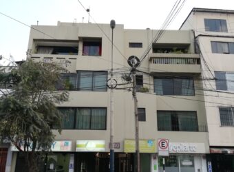 Venta de Departamento Totalmente Renovado 97 m² – Simón Salguero (Surco)