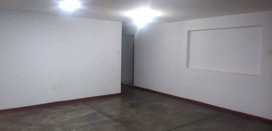 Departamento en 2 piso- La Huayrona II Etapa