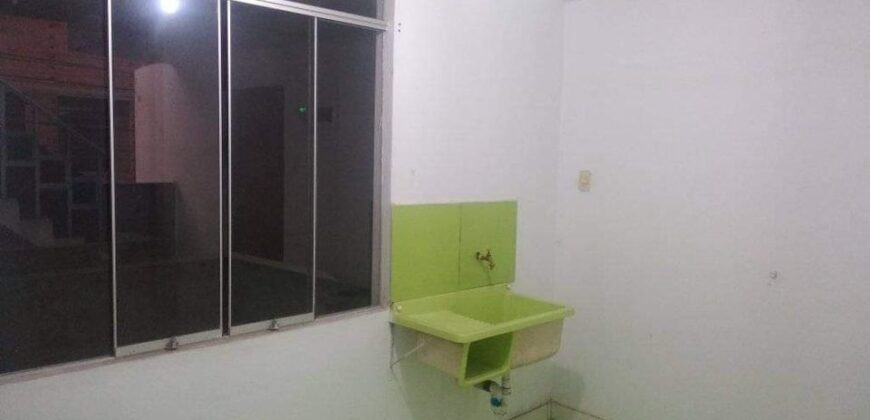 Departamento en 2 piso- La Huayrona II Etapa