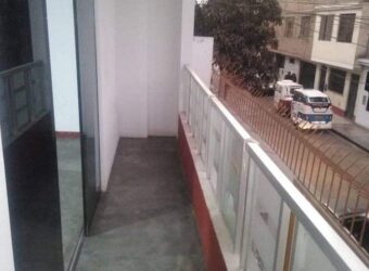 Departamento en 2 piso- La Huayrona II Etapa