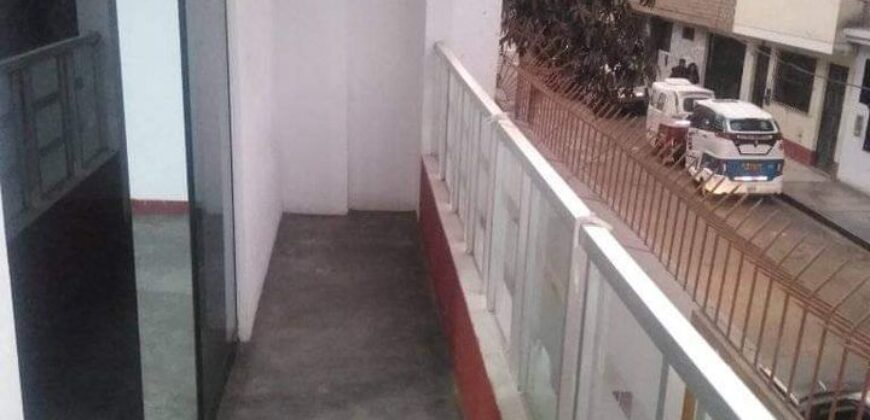 Departamento en 2 piso- La Huayrona II Etapa