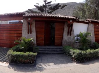 VENTA CASA 1200m2 LA PLANICIE, LAMOLINA, LIMA PERÚ