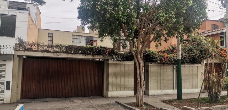 Vendo casa para proyecto de edificación – Surquillo