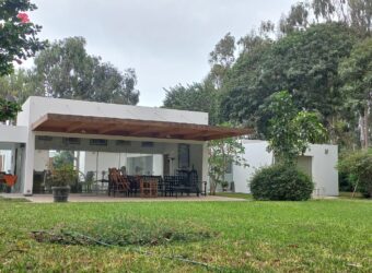 Hermosa casa en Fundo Paso Chico – Lurin