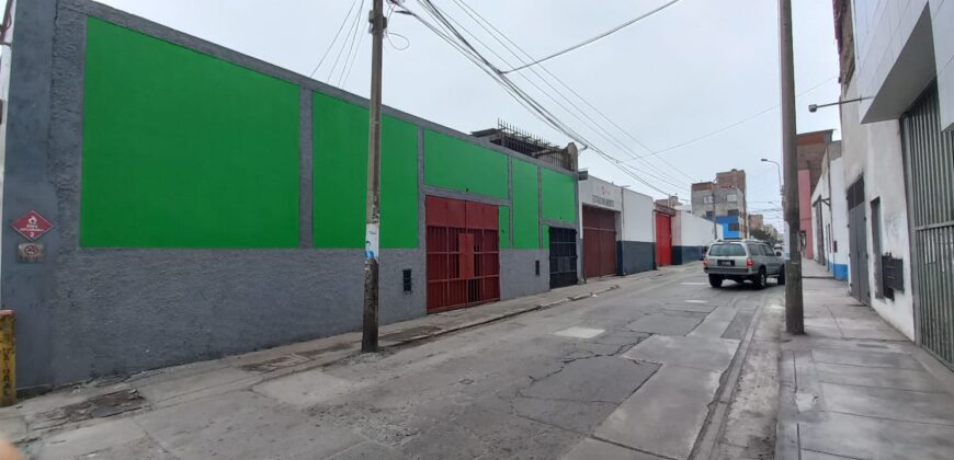 VENDO LOCAL COMERCIAL EN LA VICTORIA A 5 MINUTOS DE GAMARRA