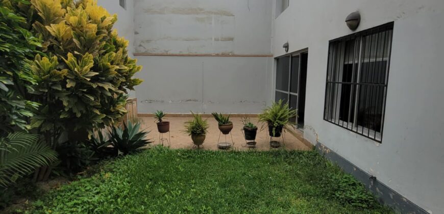 ¡En Venta! – Casa en Surco Cerca a Pedro Venturo