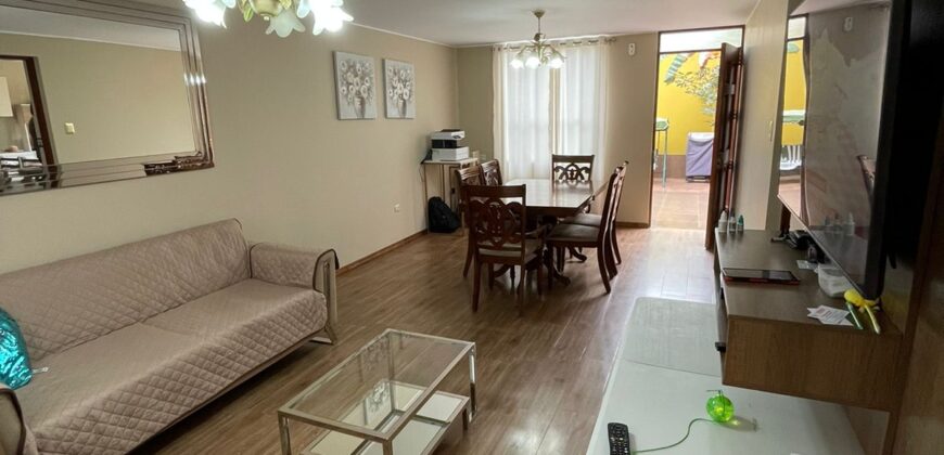 Venta de Casa en Surquillo – Frente a Parque Urb. Los Sauces