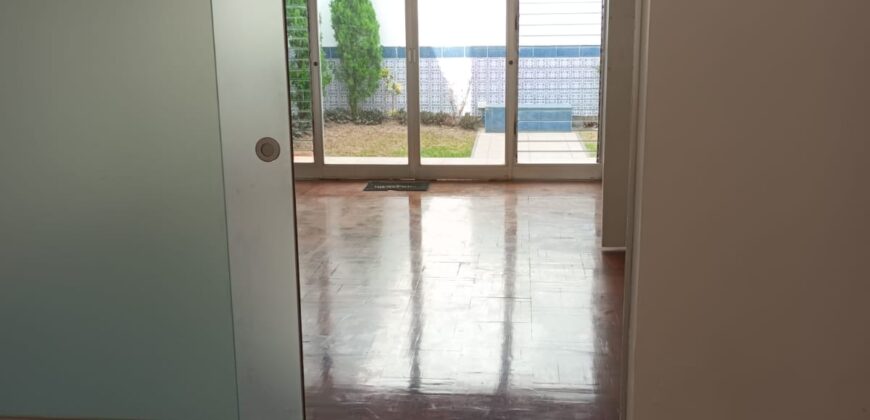 SAN ISIDRO OFICINA Administrativa 80 m2, x 24 J.Prado Oeste 1er.PISO $800 2×1