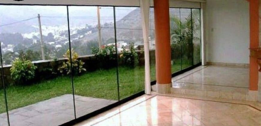 ¿Buscas Seguridad y Estatus? Vendo Casa (470m2) en Urb.Las Casuarinas de Monterrico