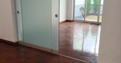 SAN ISIDRO OFICINA Administrativa 80 m2, x 24 J.Prado Oeste 1er.PISO $800 2×1