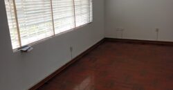 SAN ISIDRO OFICINA Administrativa 80 m2, x 24 J.Prado Oeste 1er.PISO $800 2×1