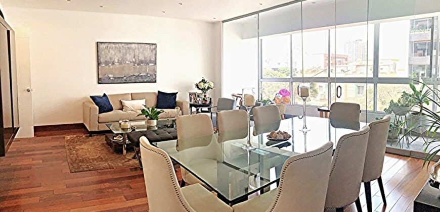 En venta Elegante y Precioso Flat en San Isidro. Excelente ubicación, distribución y magníficos acabados!