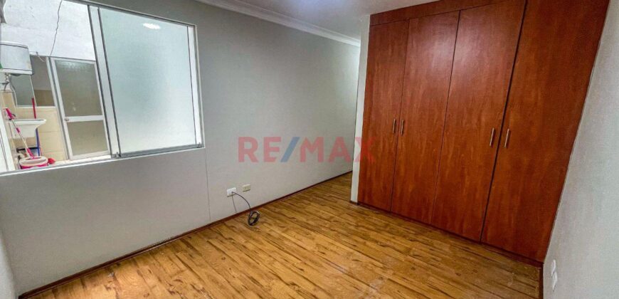 VENTA DE DEPARTAMENTO EN CHORRILLOS EN EL PRIMER PISO🏢