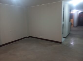 Alquilo departamento 120m2 en Los Olivos