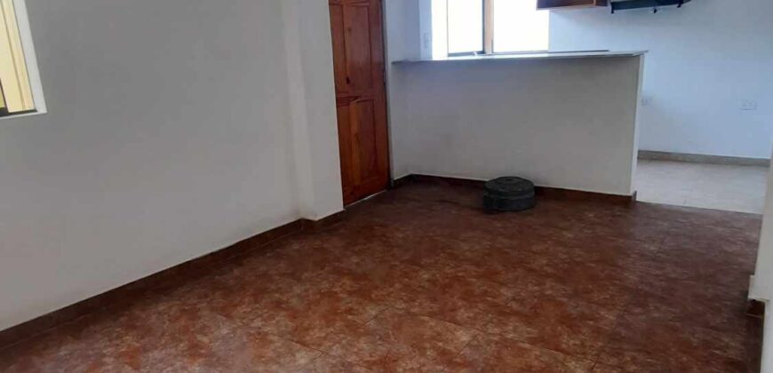 VENDO DEPARTAMENTO 120 M2 + AIRES-LA MOLINA FRENTE A PARQUE