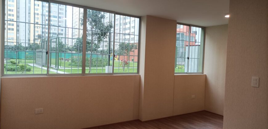 ¡Alquiler de Departamento de estreno en el 1er piso en Condominio en Comas!