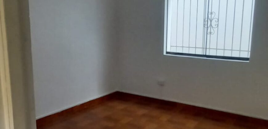 Alquilo o Vendo Casa 1er piso Miraflores