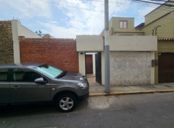 Venta de casa en Chorrillos