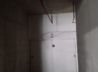 VENTA – ESTACIONAMIENTO Techado con Deposito (Condominio Panoramic) – SAN MIGUEL