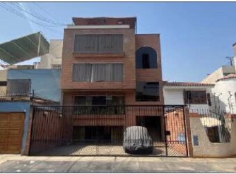 APARTAMENTO DUPLEX EN LA MOLINA URB. SANTA PATRICIA EN VENTA