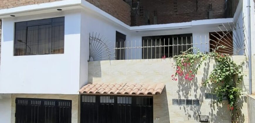 CASA DE 3 PISOS EN VENTA