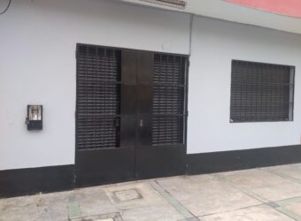 ALQUILER DE LOCAL COMERCIAL PUERTA A CALLE CERCA A SUCRE EN PUEBLO LIBRE