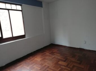 Se alquila habitación