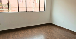 Vendo acogedor y funcional departamento de 1 dormitorio en Cercado de Lima a pocas cuadras de Plaza 2 de Mayo – Precio $53 mil dólares