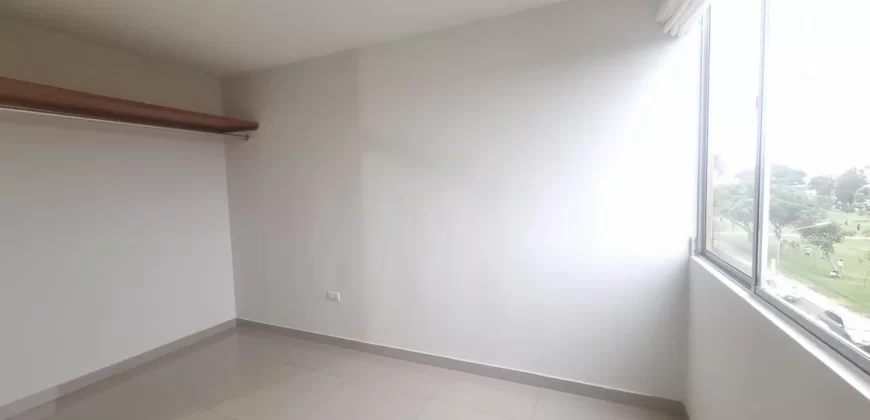 Alquilo Departamento en Surco 1400 soles