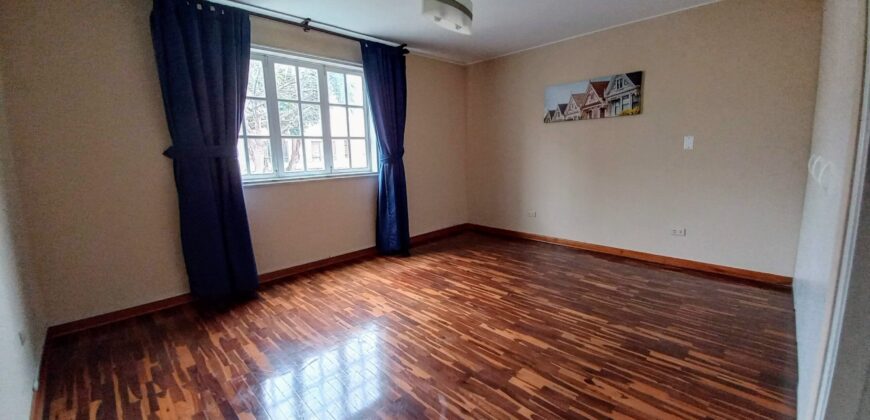 **DEPARTAMENTO EN ALQUILER – SURCO/LIMA – SIN PAGO MANTENIMIENTO**