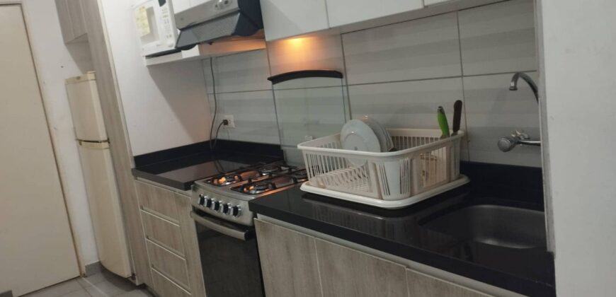 ¡Venta de Moderno Departamento en Cercado de Lima!