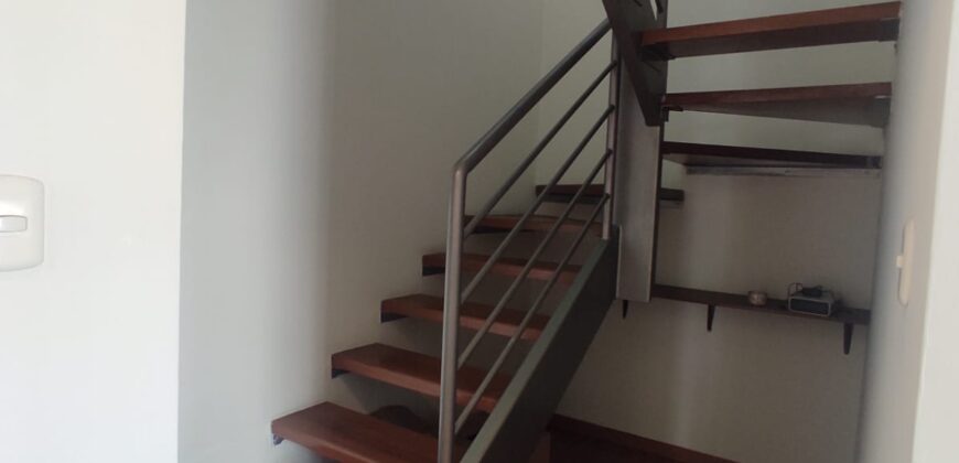 Hermoso Duplex en Surco