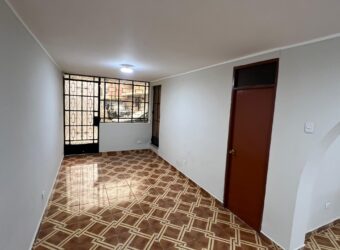 VENDO CASA DE 2 PISOS + AZOTEA EN CALLAO