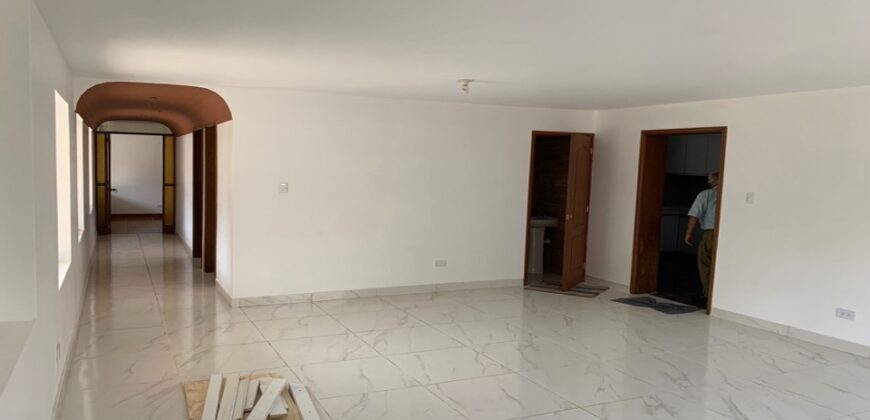 Excelente Oportunidad !!!! Departamento en Venta Urb. Santa Patricia La Molina