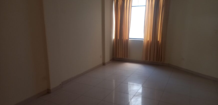 SE VENDE DEPARTAMENTO 3 DORMSE URB. ALPAMAYO EN ATE