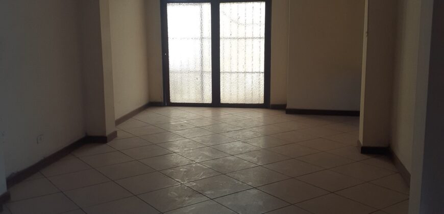 Vendo Casa en Av. Los Robles cuadra 7 – Chaclacayo