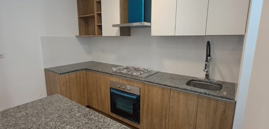 FLAT CASI NUEVO EN LOS LAURELES CERCA A PARQUE GUATEMALA