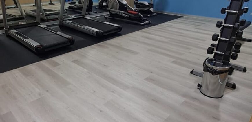 FLAT CASI NUEVO EN LOS LAURELES CERCA A PARQUE GUATEMALA