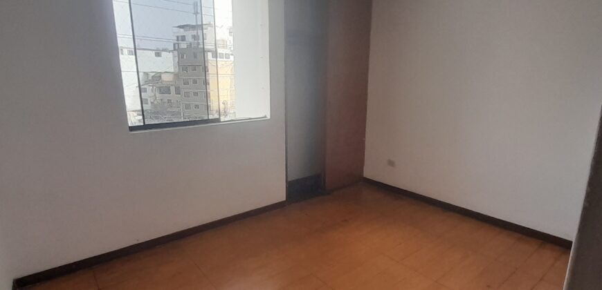 Vendo espacioso departamento