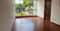 Venta Departamento- Mejor zona de Santa Leonor – Full Seguridad – Vigilancia 24 horas – Rodeado de áreas verdes.