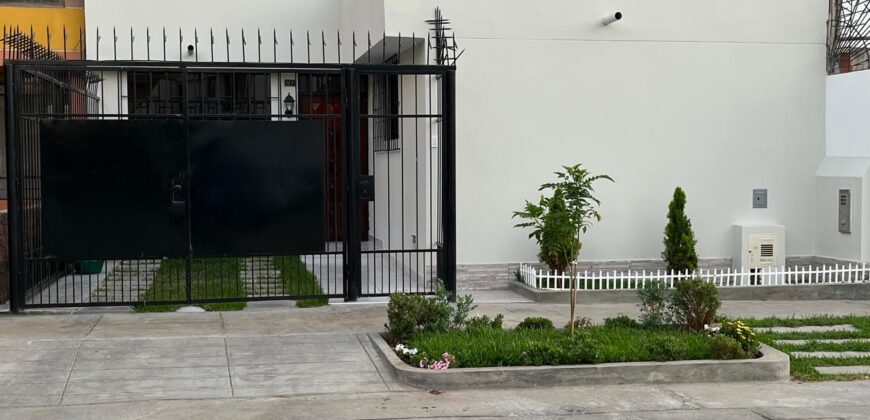 Alquiler De Linda Casa Familiar En Zona Residencial