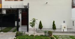 Alquiler De Linda Casa Familiar En Zona Residencial