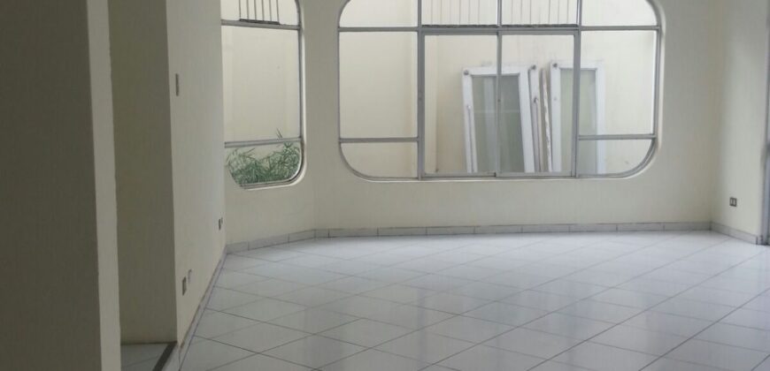 ALquier de casa para vivienda o empresa