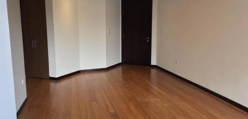 amplio departamento alquilo en SURQUILLO av la calera