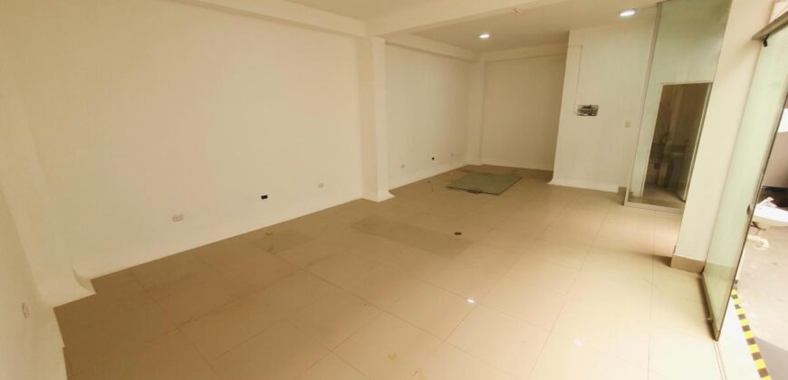 Alquiler Local Comercial en Villa Libertad De Monterrico Surco Lima