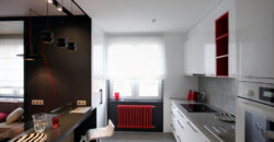Apartamento de lujo de una habitación con balcón