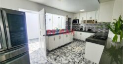 Venta De Amplia Casa De Lujo Con Piscina En La Molina