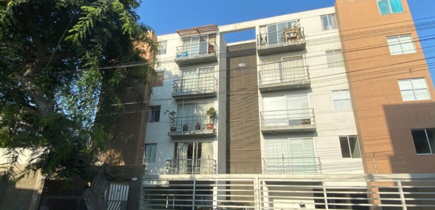 Departamento en venta en Chorrillos, en calle Los Gorriones 252