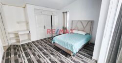 Venta De Amplia Casa De Lujo Con Piscina En La Molina