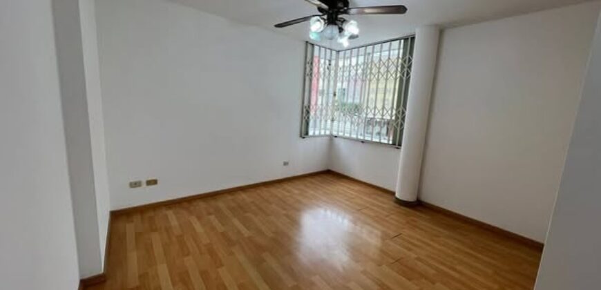 DEPARTAMENTO EN VENTA EN SURCO